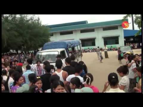 Garment industry workers strike for better working condition