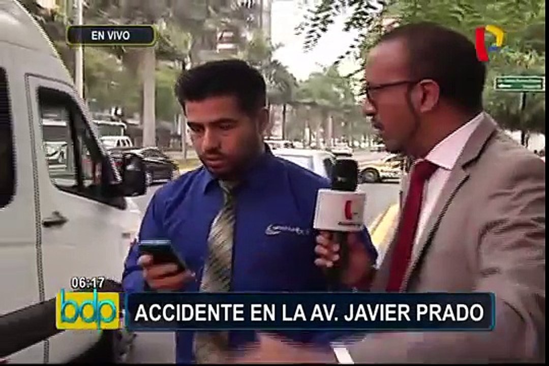 Triple choque genera congestión vehicular en avenida Javier Prado