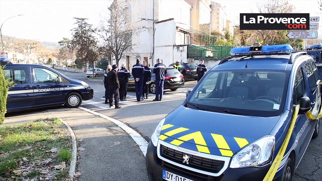 Apt : une ceinture d'explosifs factice crée la panique