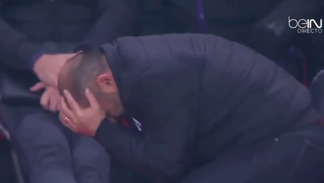 La différence entre un entraineur de foot et un entraineur de hockey... Chochotte VS Thug