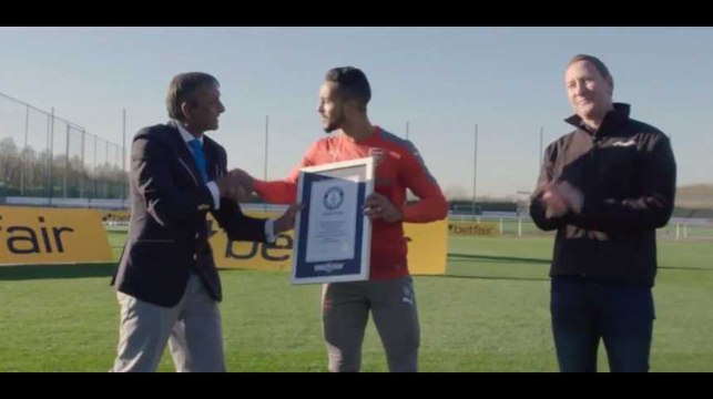 Theo Walcott entre dans le Guinness Book !