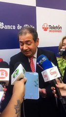 #ElAbrazoDeChile #teleton2016 @Teleton_Chile  Don Francisco Se refiere a las 27 horas de solidaridad