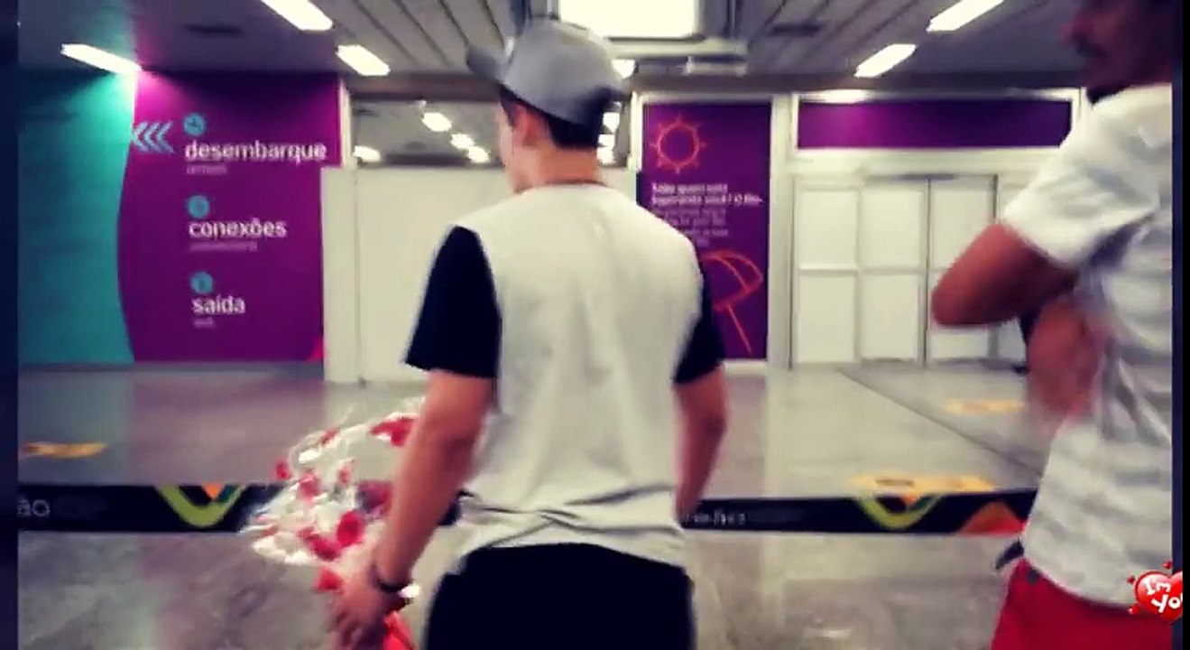 Buscando meu amor no (aeroporto)