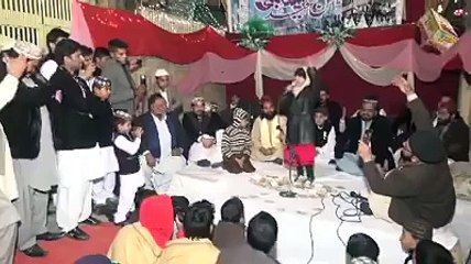 جسے نعت سننے کا شوق ھے وہ اس بچی کی نعت ضرور سنے۔۔۔۔۔ سبحان اللہ