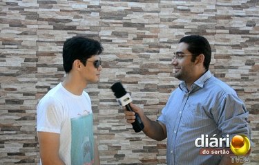 Em Cajazeiras-PB, filho de Shaolin fala sobre humor, TV e influência do pai