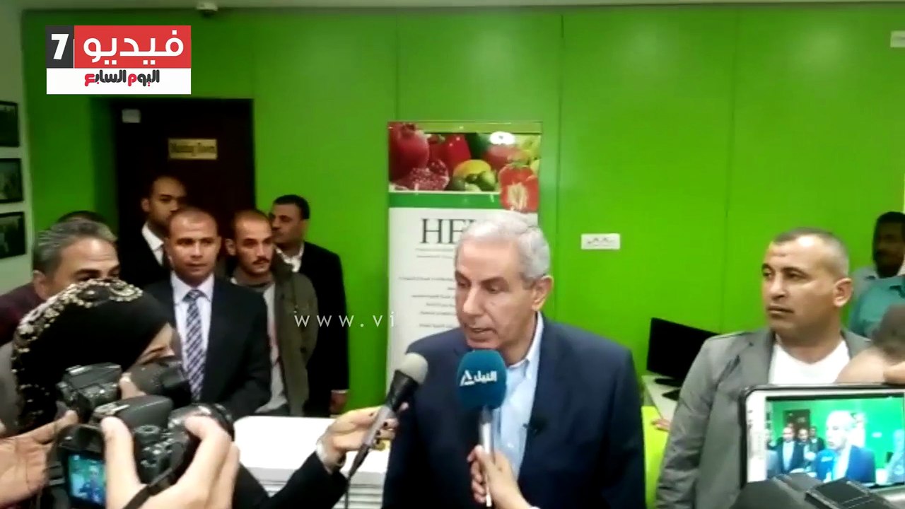 وزير التجارة فى جولة بثلاجة تبريد المنتجات الزراعية بالأقصر