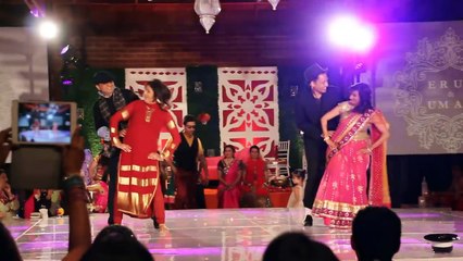 ERUM UMAR MEHNDI 🎉 | Heartwarming Parent's Dance Moment