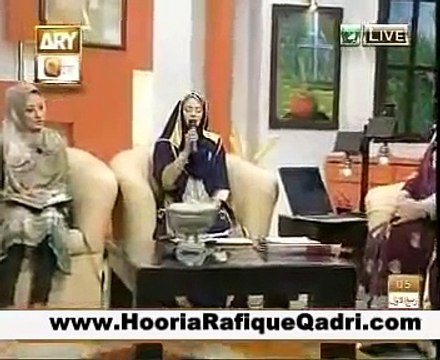 Most Beautiful Naat Sharif in 4 Languages By Hooria Faheem - Lam yati nazeero kafi nazarin