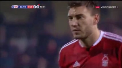 Nicklas Bendtner Misses Penalty vs Newcastle!