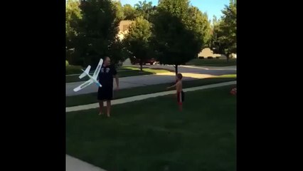 BU UÇAK BÖYLE UÇAR _ BÖYLE ŞANSIN İÇİNE....