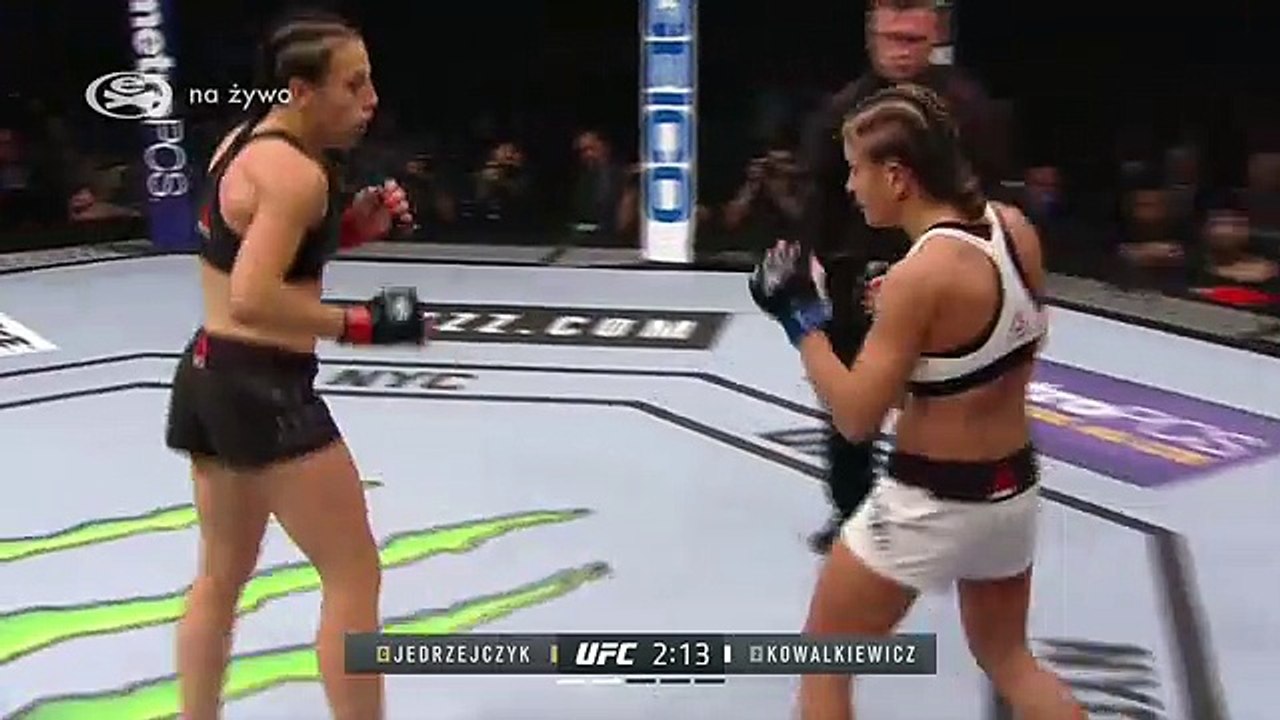 Joanna Jedrzejczyk - Karolina Kowalkiewicz (12.11.2016)