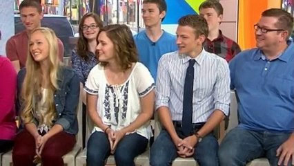 she gave birth to the world s first surviving septuplets here they are 18 years later