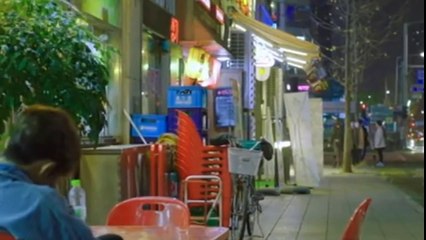 Đây là phân cảnh anh hùng cứu mỹ nhân lầy lội nhất hệ mặt trời