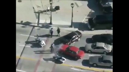 Cette femme s'enfuit et fait un saut incroyable pour echapper à la police