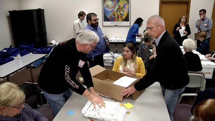 Começa recontagem de votos em Wisconsin