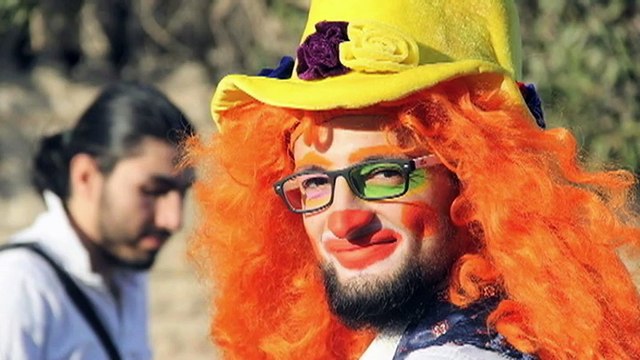Syrie : le clown d'Alep, qui réconfortait les enfants traumatisés, est mort