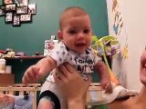 INCREIBLE RISA DE BEBE DE 3 MESES | Vídeos de Risa de Bebés