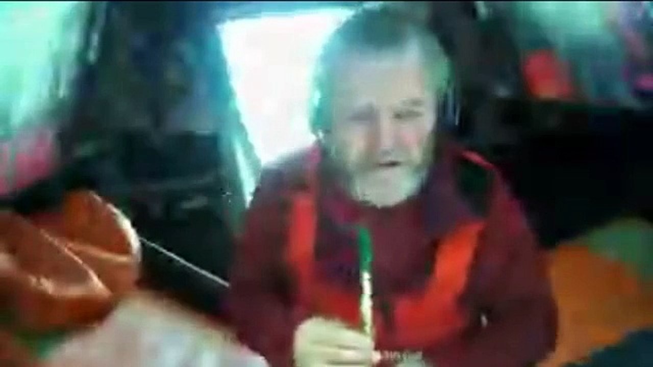 J28 : L'Irlandais Enda O'Coineen joue de la flûte en direct dans le Vendée LIVE ! / Vendée Globe