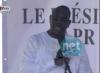 Macky  Sall à mame mbaye niang et thérése faye