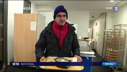 Sans-abris : "Le jour où j'ai perdu mon logement, je me suis assis sur un banc et j'ai pleuré comme un gamin"