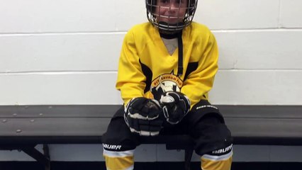 Raven Hockey - 8 Year Old Hockey Dangler