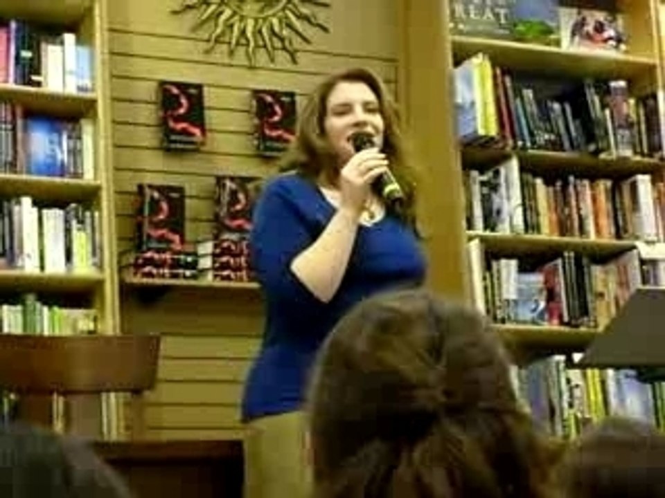 Stephenie Meyer on Edward/Bella and other questions