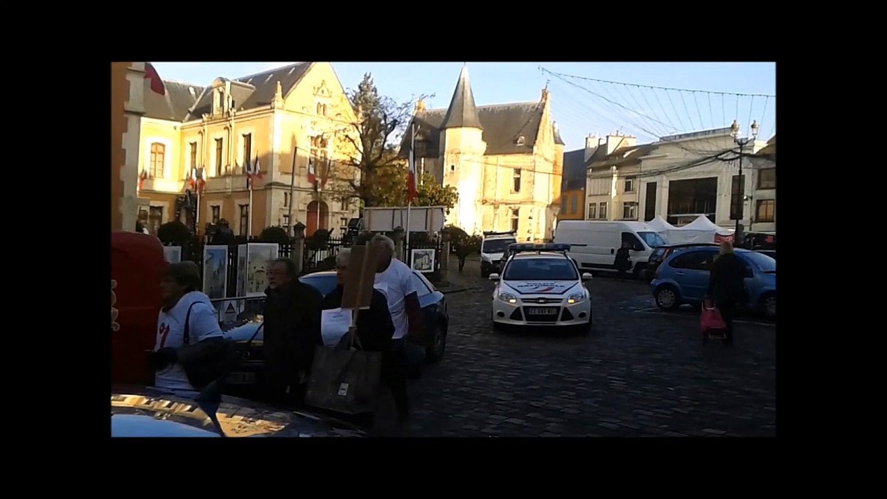 Siège de l'agence BNP d'Etampes le 03/12/2016