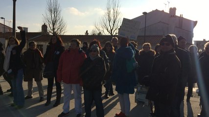 Migrants: double manifestation à Challans