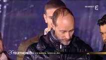Téléthon 2016 - Le papa qui a fait pleurer les téléspectateurs en parlant du combat de son fils contre la maladie