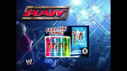 Trish Stratus and Jacqueline vs. Molly Holly and Gail Kim