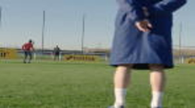 Wenger impressed by Walcott's world record