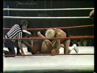 Raschke and Crusher vs The Fabulous Freebirds