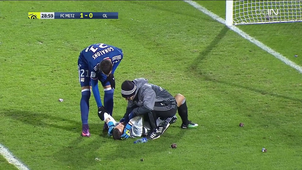Anthony Lopes victime d'un jet de pétard