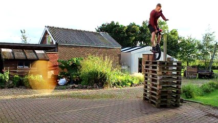 PEOPLE ARE AWESOME 2016 _  Basketball Dunks, Martial Arts & Extreme Unicycle HD