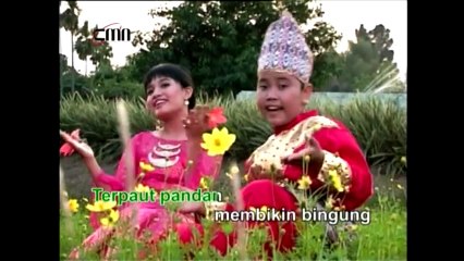 Selayang Pandang - Vito & Thania