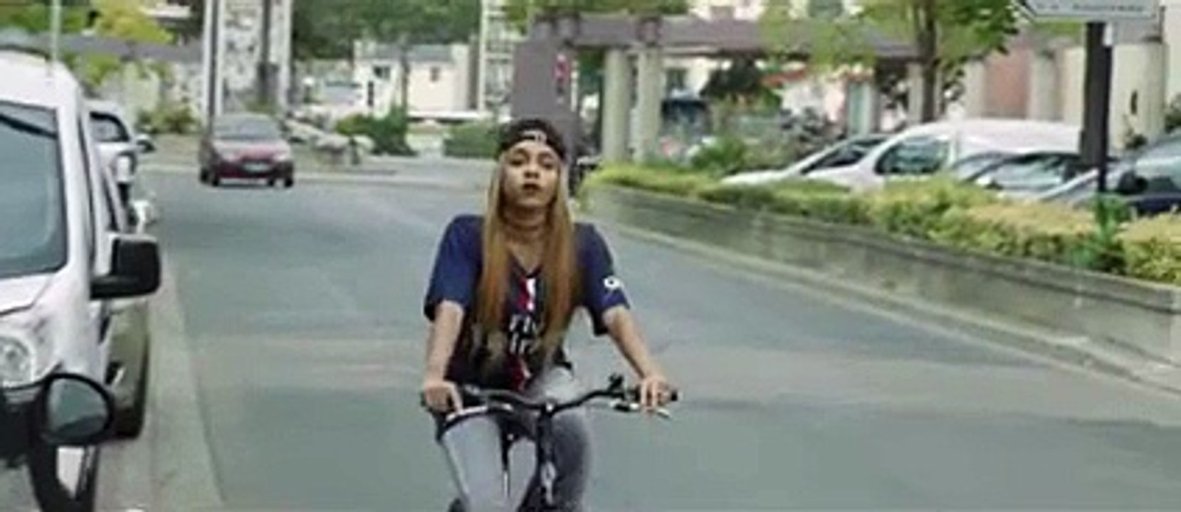 KOZI - SILENCE RADIO (CLIP OFFICIEL)