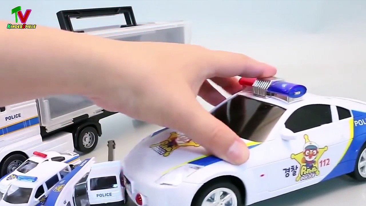 Spielzeug Polizeiautos und viele Flugzeuge anderer Auto Baby Uhr