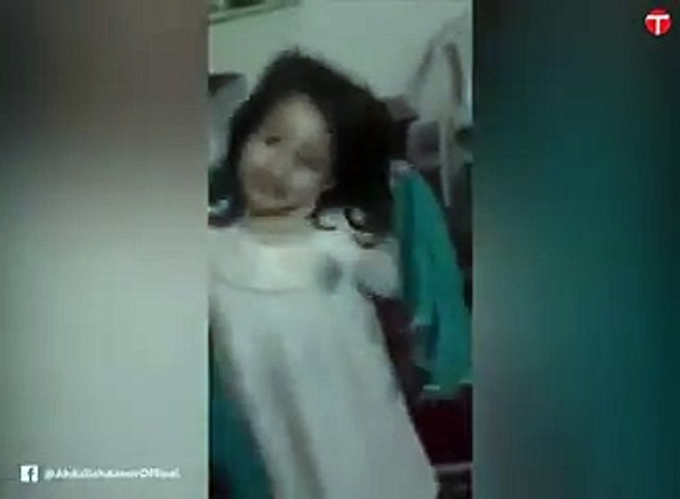This Cute Little Pakistani Girl Video Going Viral On Internet