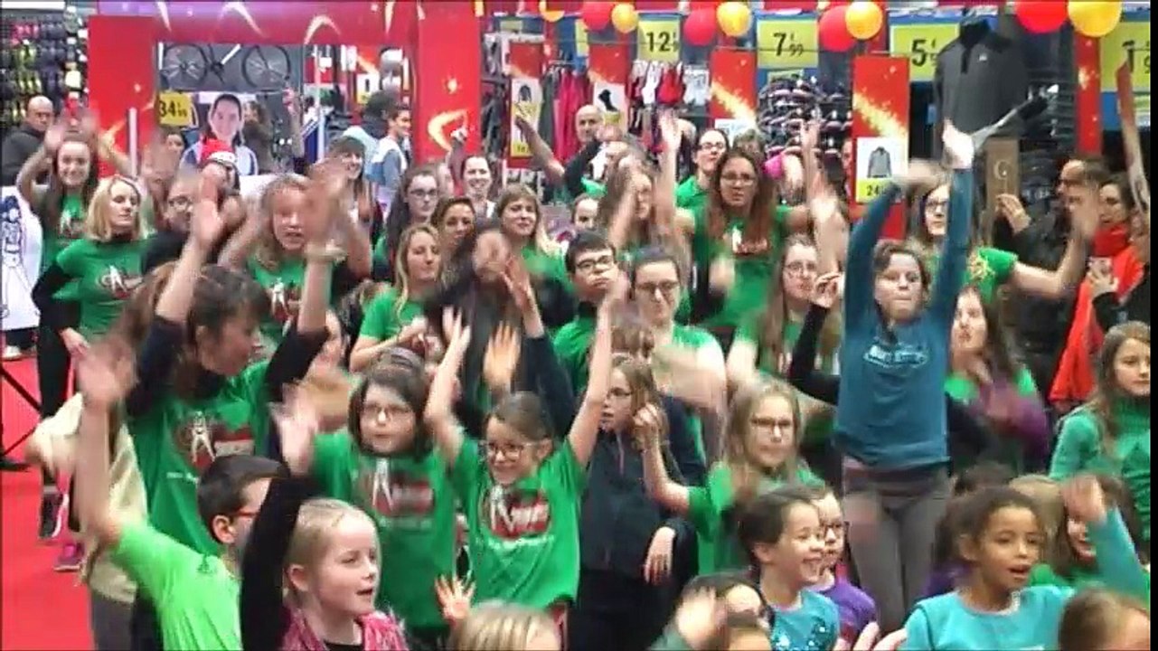 Flashmob Téléthon Saint-Jouan des Guérêts Samedi 03 Décembre 2016 avec Génération-Fitness