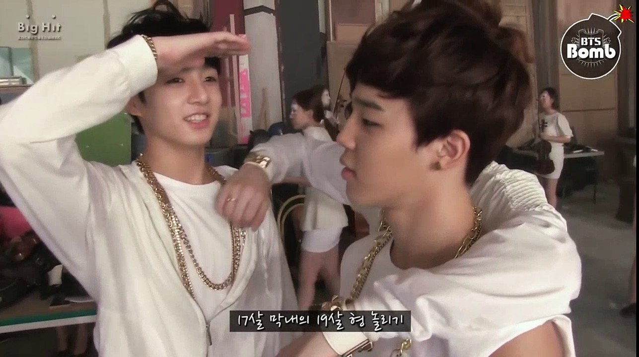 [ENG SUB] [BANGTAN BOMB] Special BANGTAN BOMB 7-Jimin is elder than JK LOL