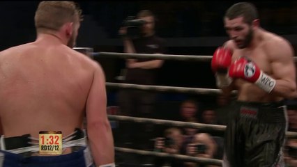 Boxe - WBO - Moyens : Saunders conserve son titre