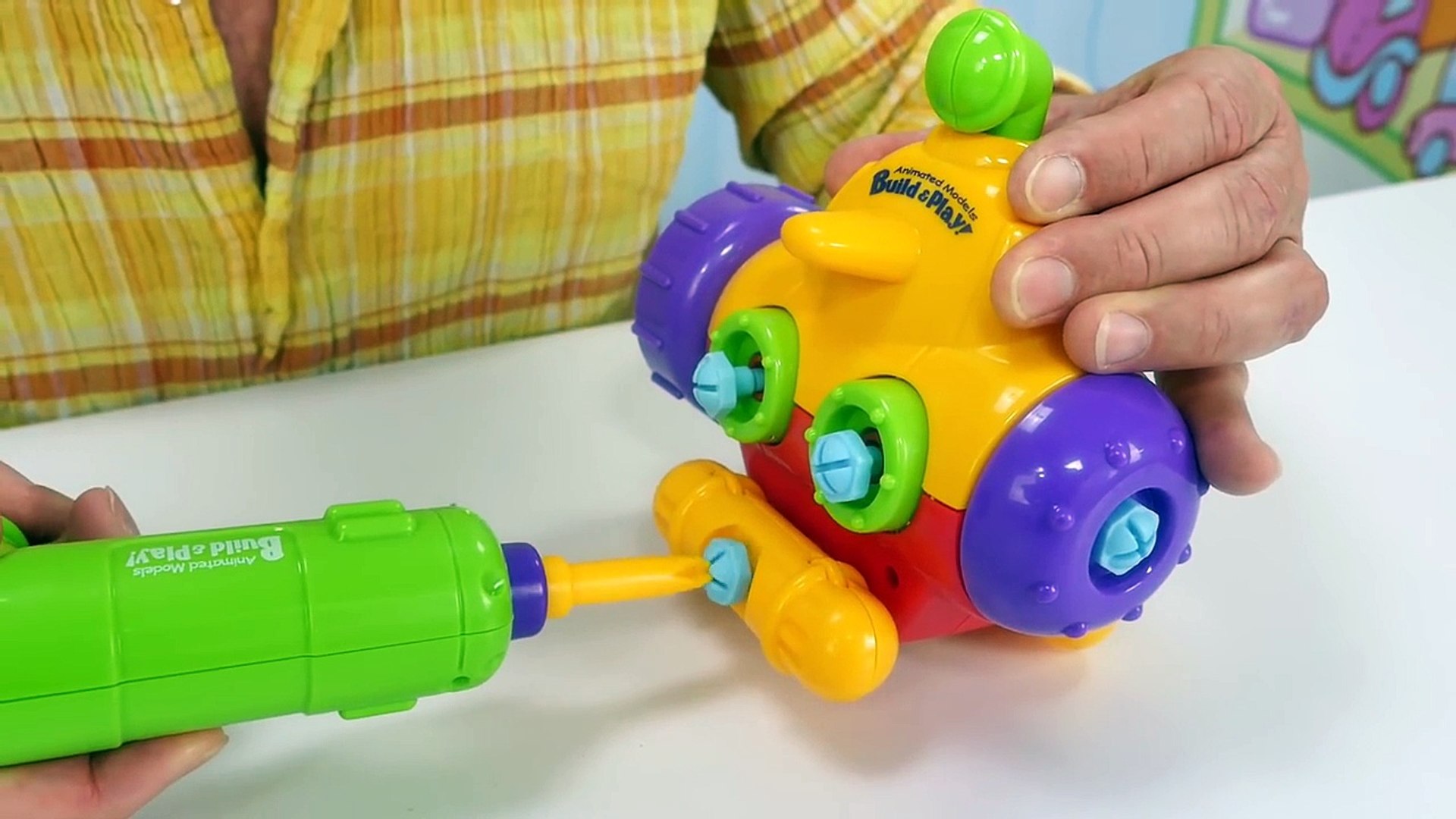 animated models build and play