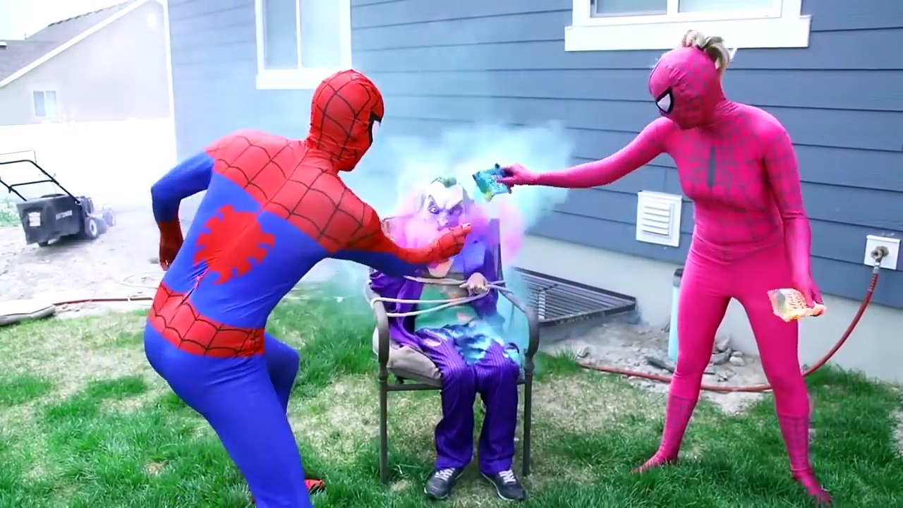 Удивительно Синий Человек паук и Эльза Анна Малефисента