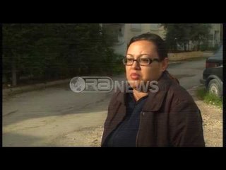 Ora News – Fier , flasin dëshmitarët, panë burrin të hidhte gruan nga kati i katërt