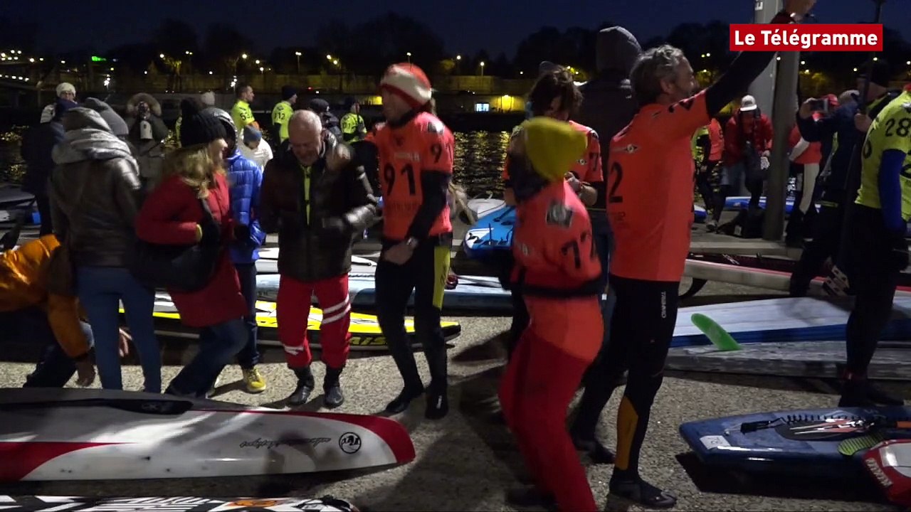 Nautic. 600 riders au SUP Paris Crossing