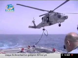 Seahawk'tan gösteri uçuşu