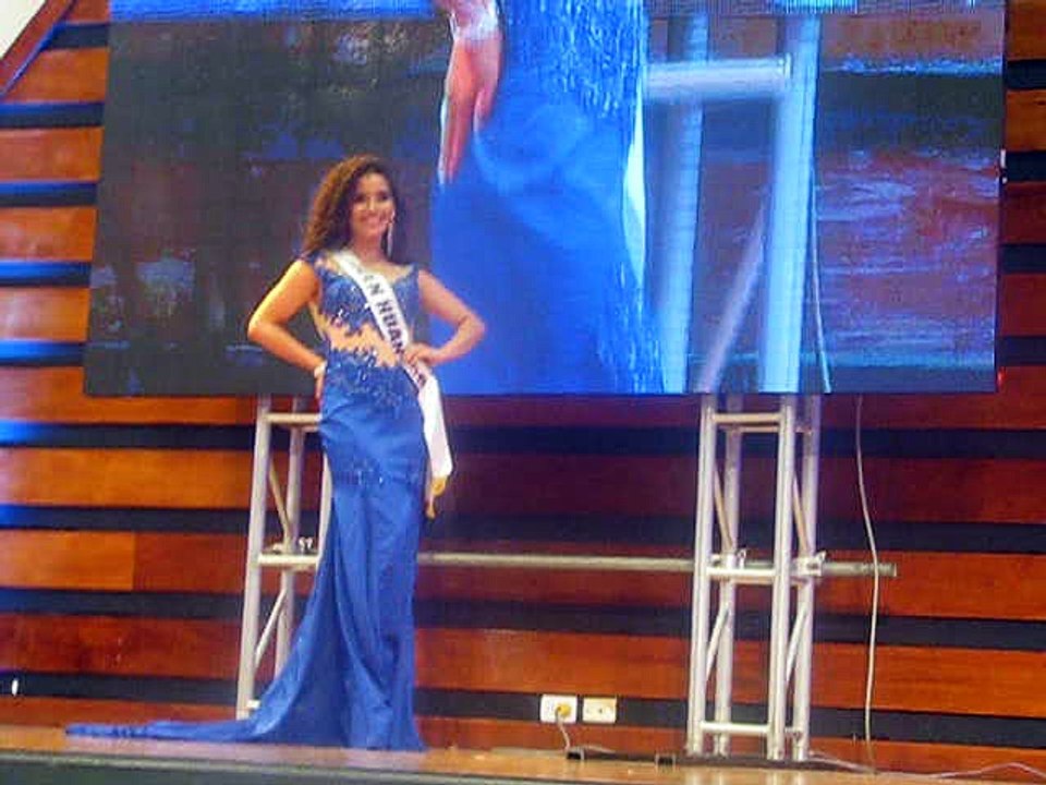 PASARELA EN TRAJE DE NOCHE MISS TEENAGER HUANUCO
