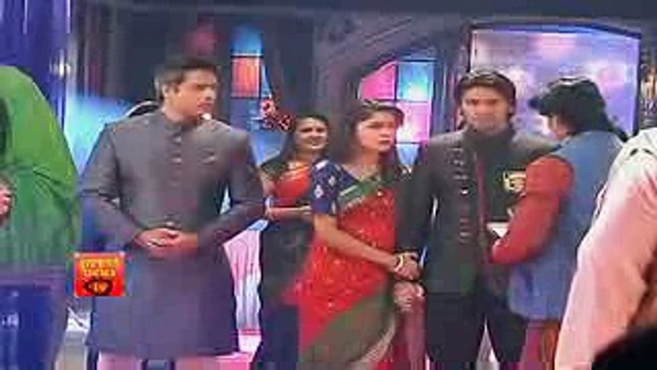 Ek Tha Raja Ek Thi Rani - 5th December 2016 - Latest Upcoming Twist - Zeetv