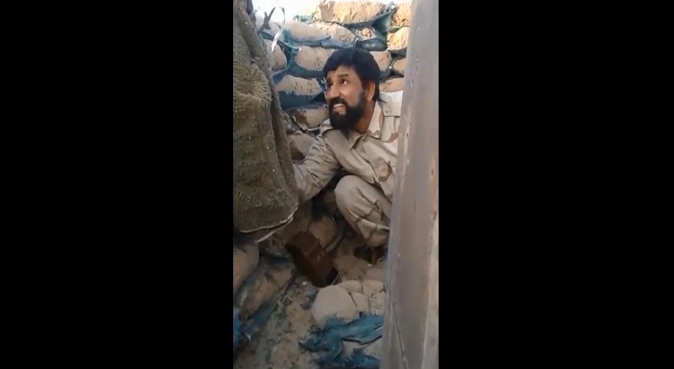 Un soldat troll un sniper de Daesh.
