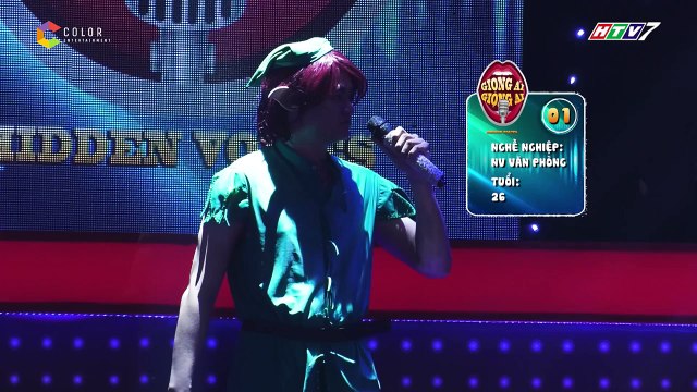 Giọng ải giọng ai - tập 5 vòng 1- Ngô Kiến Huy cười nghiêng ngả với giọng ca Bạch Tuyết.